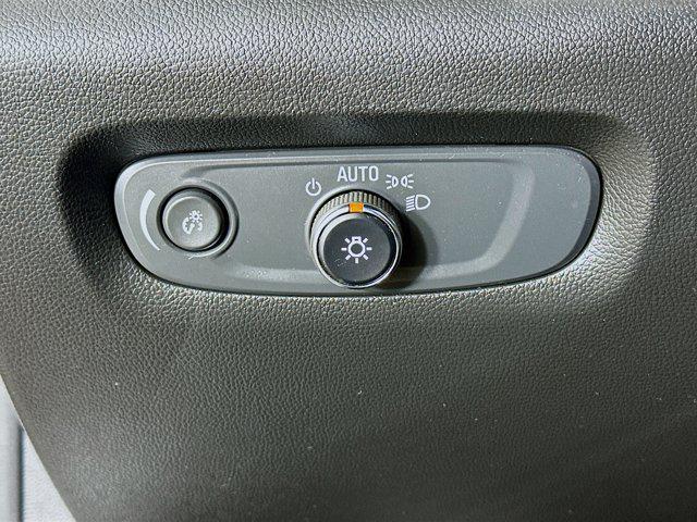 used 2022 Chevrolet Traverse car, priced at $23,597