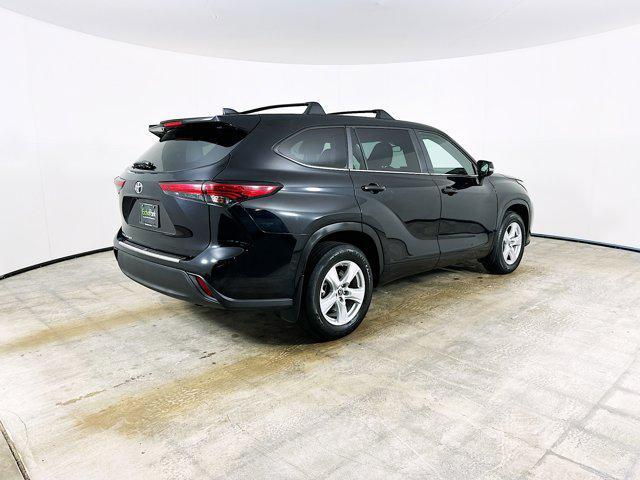 used 2023 Toyota Highlander car, priced at $30,489