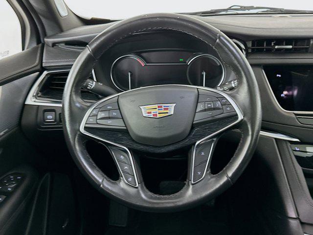 used 2023 Cadillac XT5 car, priced at $27,989