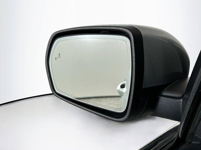 used 2022 Ford Edge car, priced at $18,887
