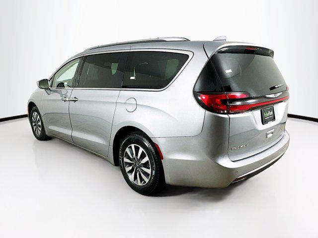 used 2021 Chrysler Pacifica car, priced at $19,697