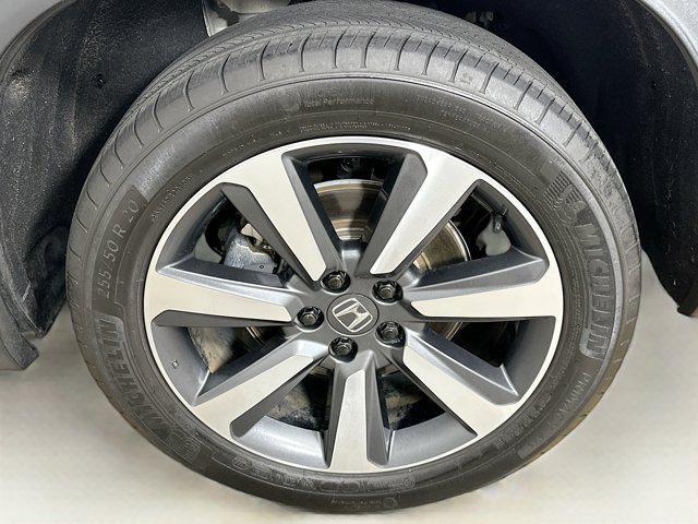 used 2023 Honda Pilot car, priced at $37,297