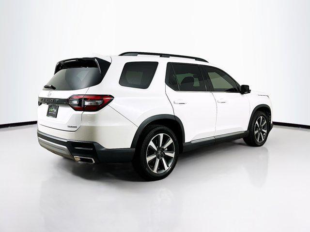 used 2023 Honda Pilot car, priced at $37,297