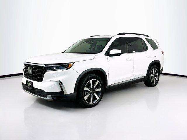 used 2023 Honda Pilot car, priced at $37,297