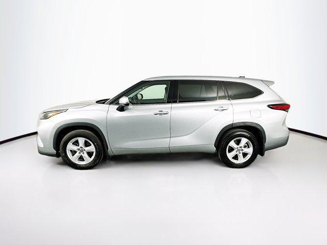 used 2022 Toyota Highlander car, priced at $27,849