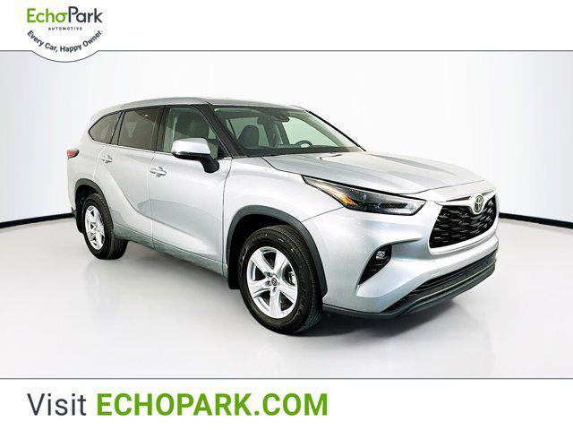 used 2022 Toyota Highlander car, priced at $27,849