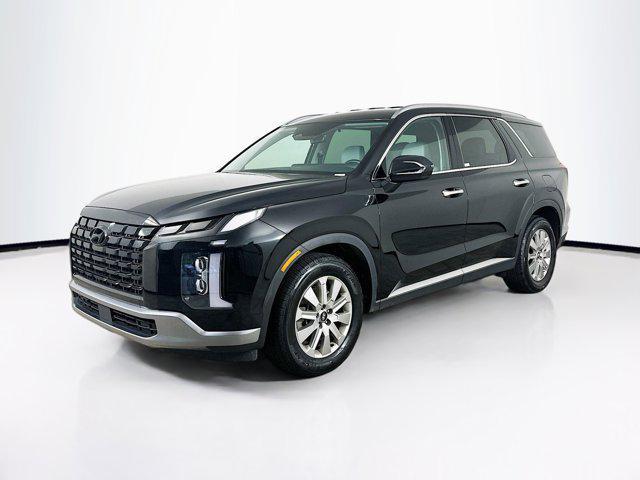 used 2024 Hyundai Palisade car, priced at $27,697