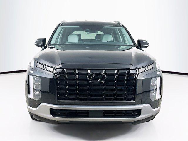 used 2024 Hyundai Palisade car, priced at $27,697