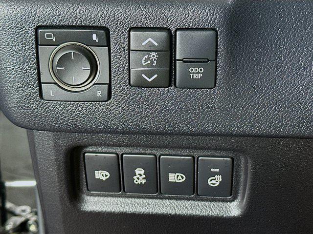 used 2021 Lexus GX 460 car, priced at $42,297