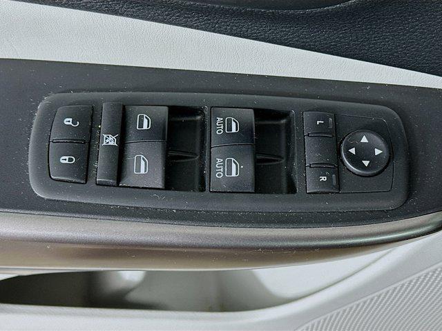 used 2019 Jeep Cherokee car, priced at $15,897