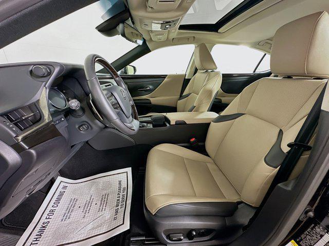 used 2019 Lexus ES 350 car, priced at $29,397