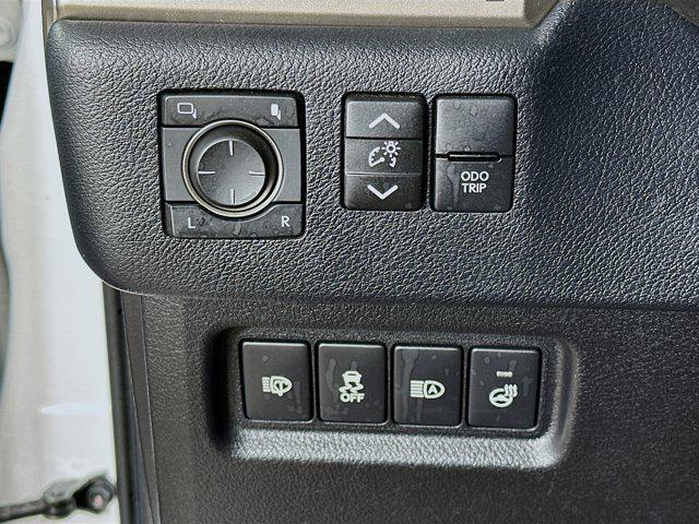 used 2021 Lexus GX 460 car, priced at $41,997