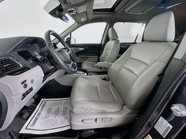 used 2022 Honda Pilot car, priced at $34,997