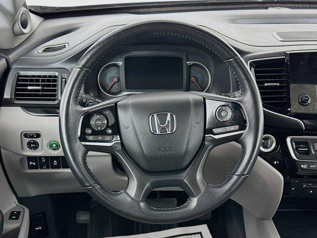 used 2022 Honda Pilot car, priced at $34,997