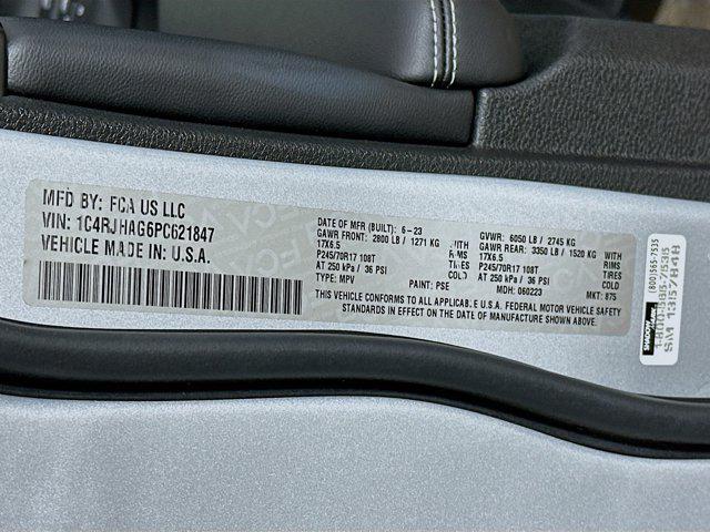 used 2023 Jeep Grand Cherokee car, priced at $28,797