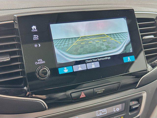used 2022 Honda Pilot car, priced at $29,397