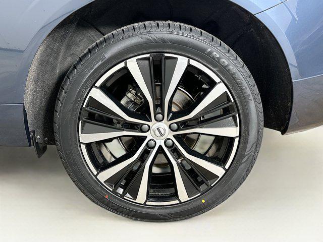 used 2024 Volvo XC60 car, priced at $33,987