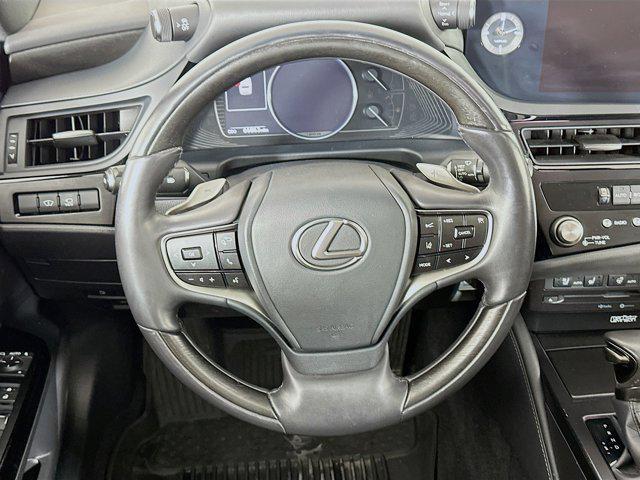 used 2022 Lexus ES 300h car, priced at $32,397