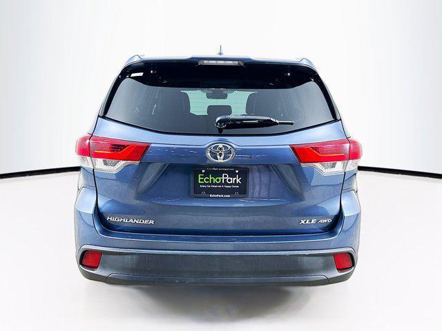 used 2019 Toyota Highlander car, priced at $27,597