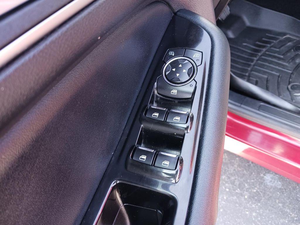 used 2016 Ford Edge car, priced at $10,900