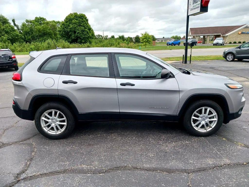 used 2014 Jeep Cherokee car, priced at $10,900