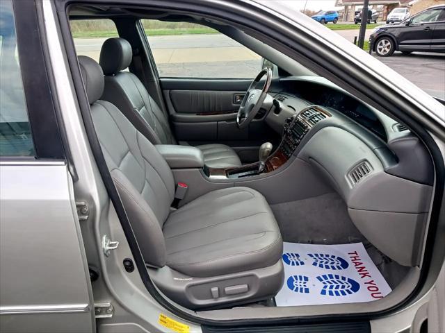 used 2003 Toyota Avalon car, priced at $7,900
