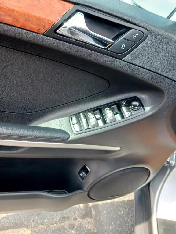 used 2008 Mercedes-Benz M-Class car, priced at $5,900