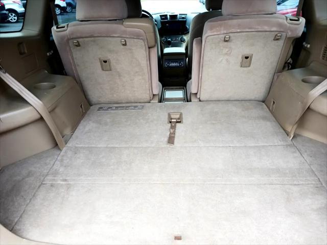 used 2008 Toyota Highlander car, priced at $8,900