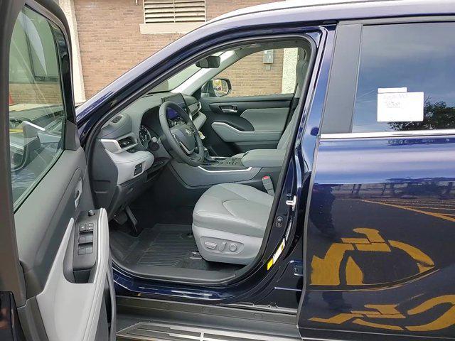 new 2026 Toyota Highlander car, priced at $49,421