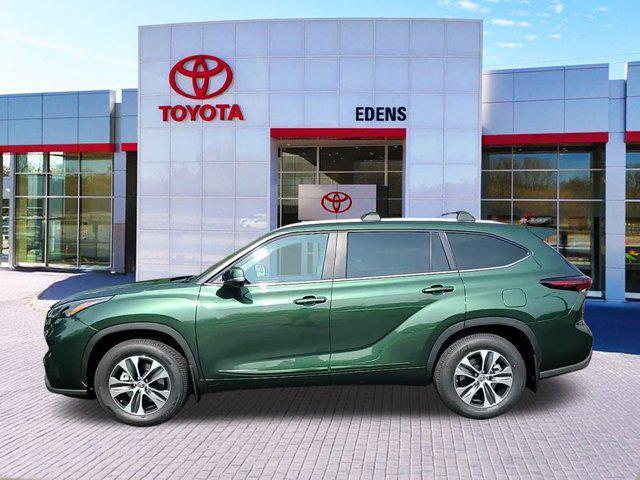 new 2025 Toyota Highlander car, priced at $48,772