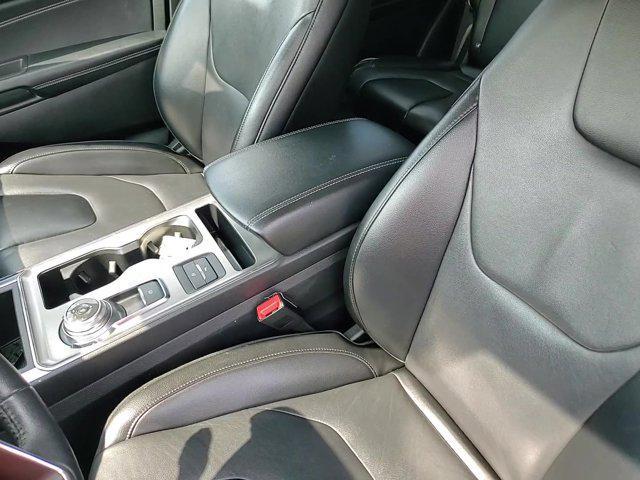 used 2022 Ford Edge car, priced at $19,890