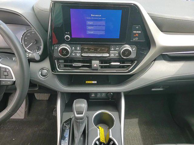 used 2023 Toyota Highlander car, priced at $39,490