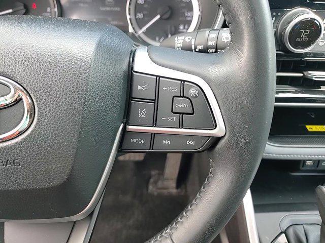 used 2023 Toyota Highlander car, priced at $39,490