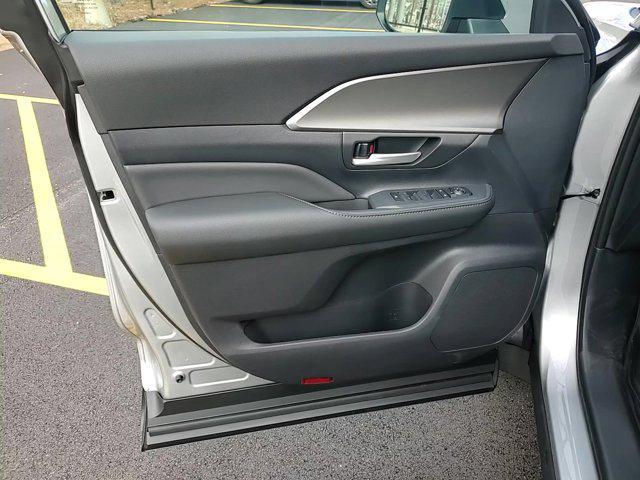 new 2026 Toyota Grand Highlander car, priced at $47,871