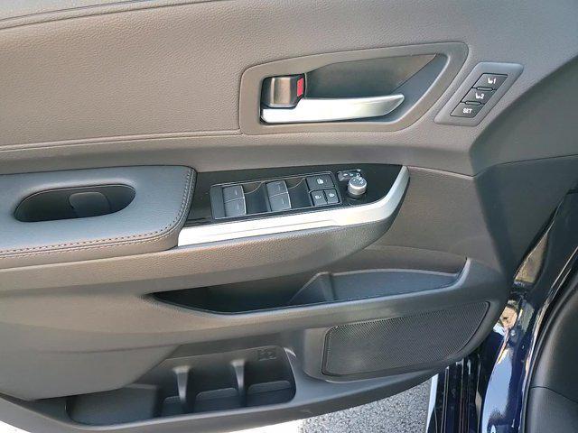 new 2025 Toyota Sienna car, priced at $58,489