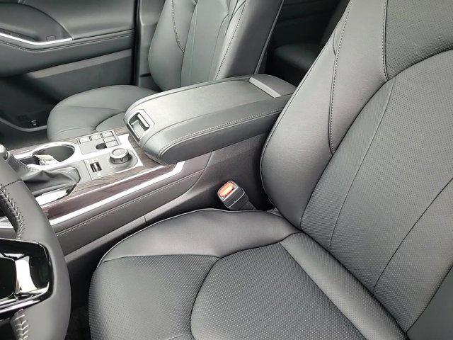 new 2025 Toyota Highlander car, priced at $49,926