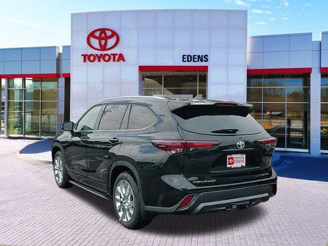 new 2025 Toyota Highlander car, priced at $49,926