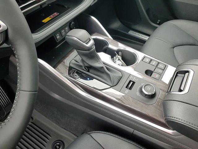 new 2025 Toyota Highlander car, priced at $49,926