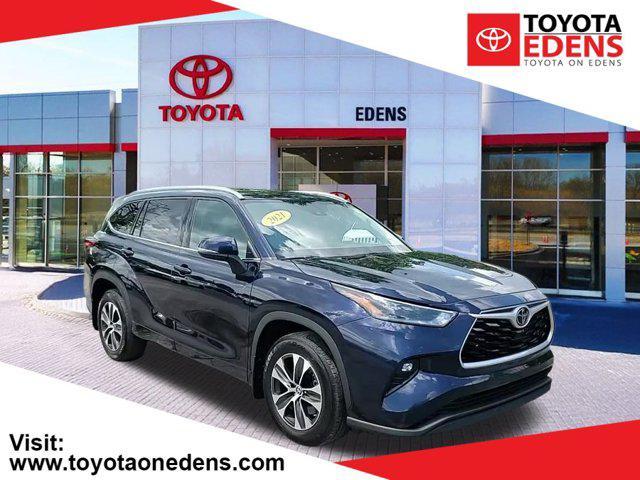 used 2021 Toyota Highlander car, priced at $31,490