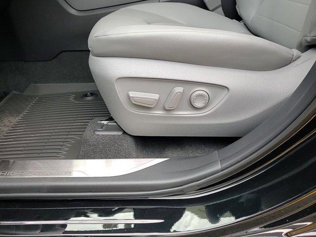 new 2026 Toyota Highlander car, priced at $50,720