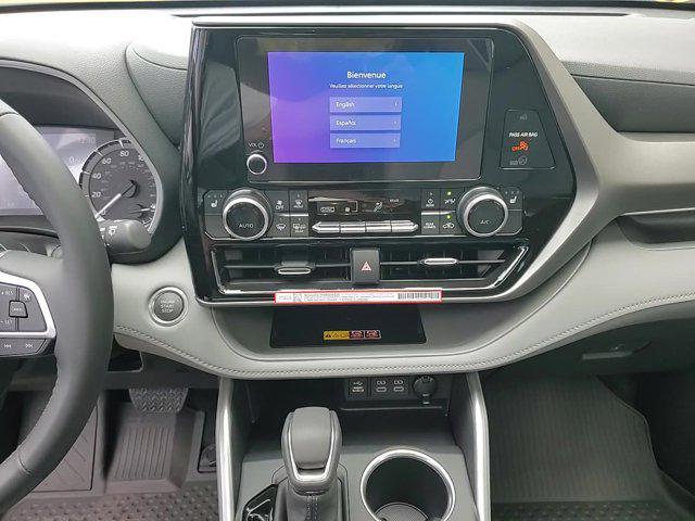 new 2026 Toyota Highlander car, priced at $50,720