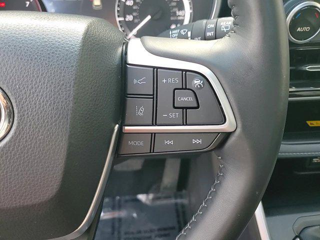 used 2024 Toyota Highlander car, priced at $39,490