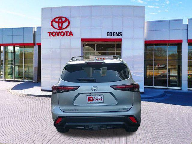 used 2024 Toyota Highlander car, priced at $39,490