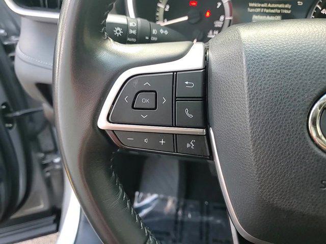 used 2024 Toyota Highlander car, priced at $39,490