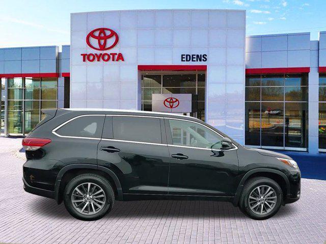 used 2017 Toyota Highlander car, priced at $24,990