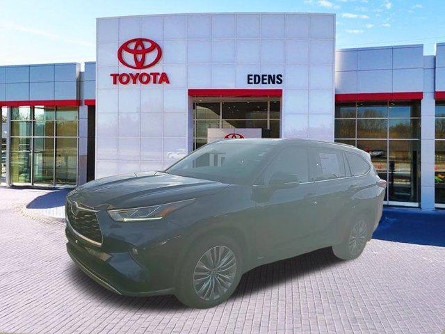 used 2022 Toyota Highlander Hybrid car, priced at $35,490