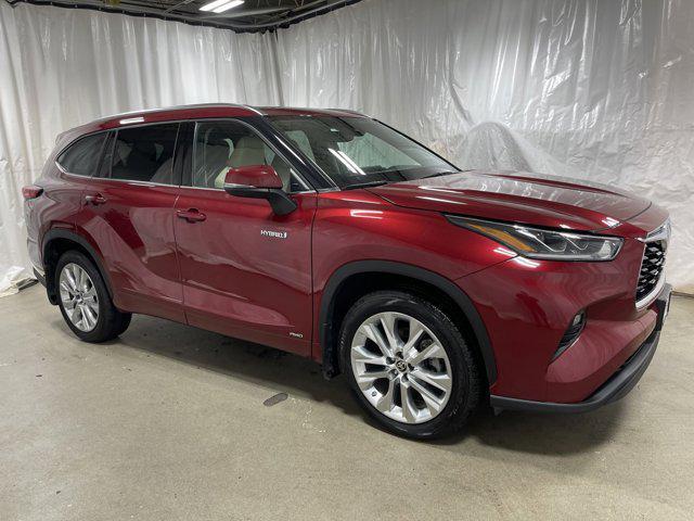 used 2021 Toyota Highlander Hybrid car, priced at $39,490