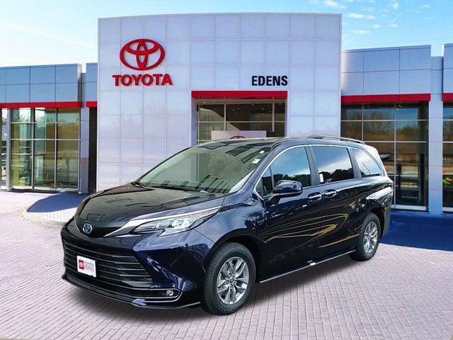 new 2025 Toyota Sienna car, priced at $45,933