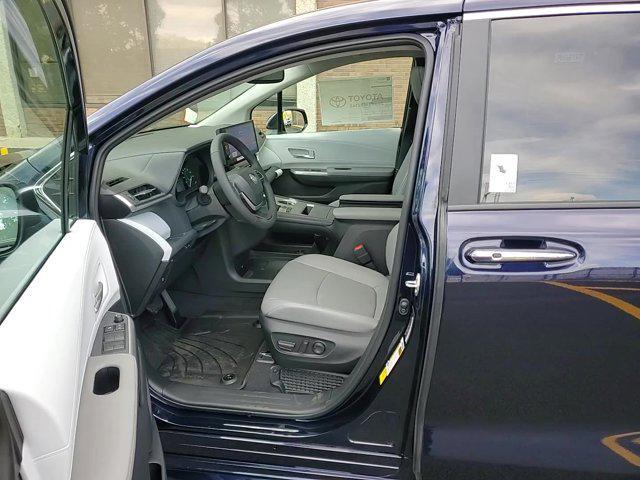 new 2025 Toyota Sienna car, priced at $45,933