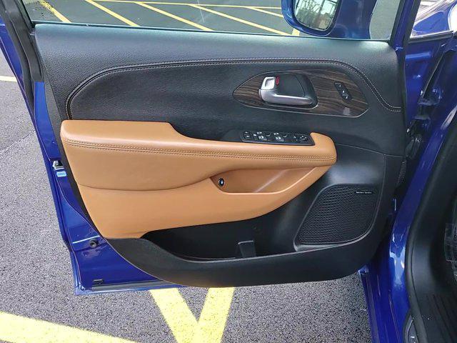 used 2021 Chrysler Pacifica car, priced at $27,490